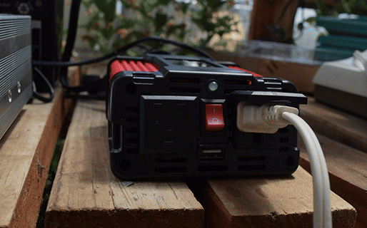 Ligne d’assemblage et systèmes de test pour onduleurs solaires